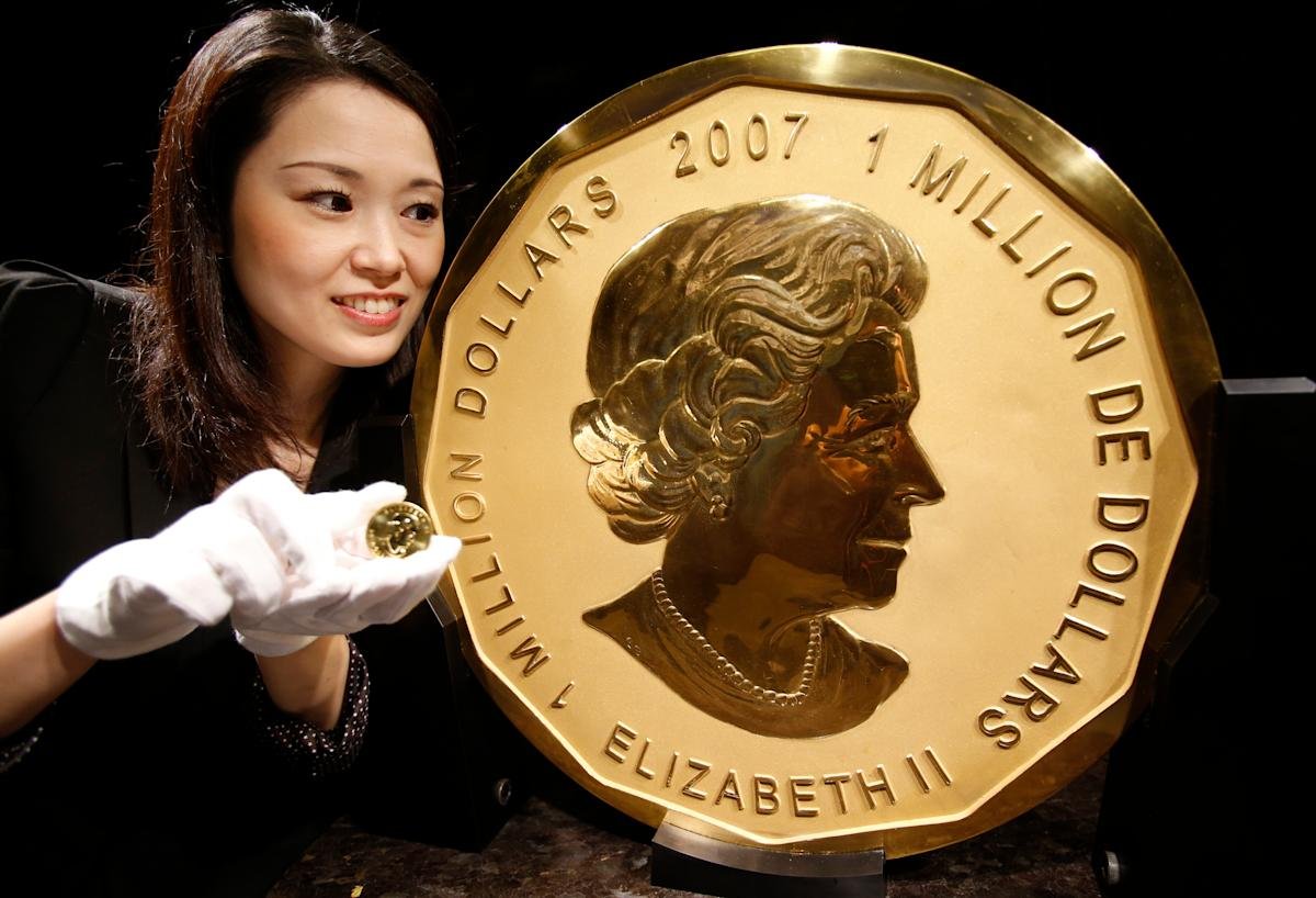 Gold prices soar on US rate cut