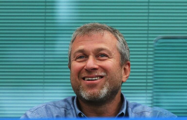 self-made billionaires in the uk