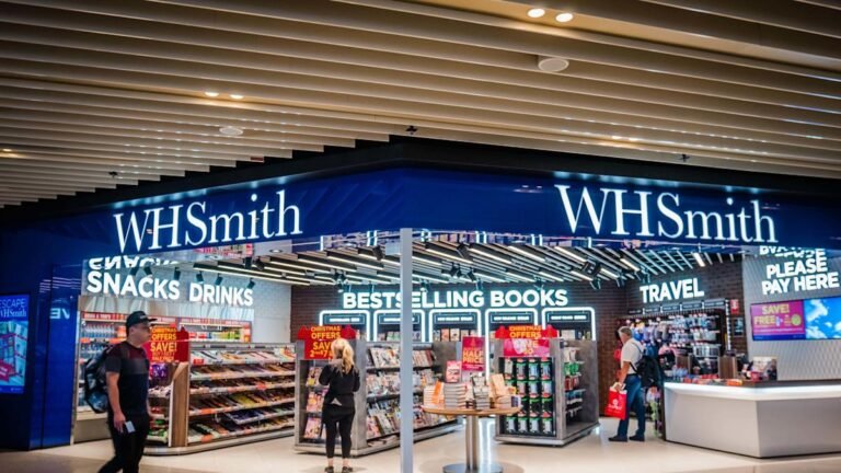 WH Smith bonus refund and accounting issues