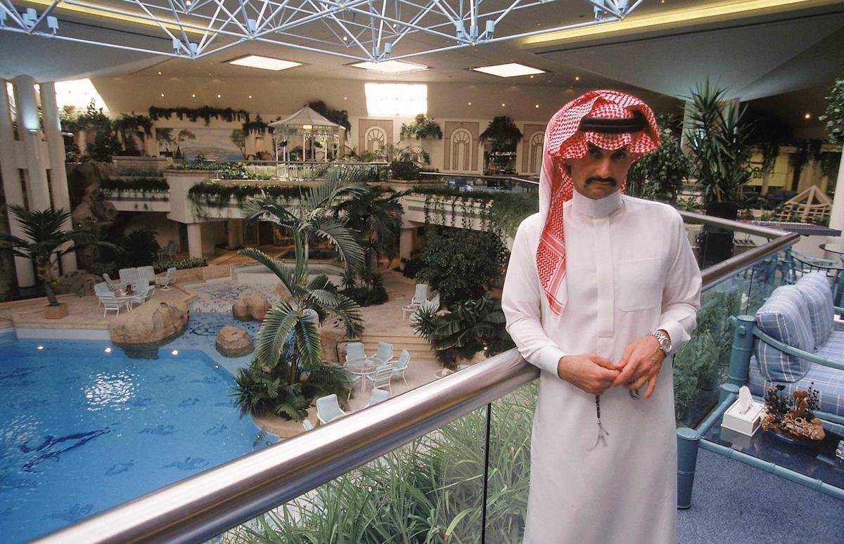 Saudi royal home luxury palace