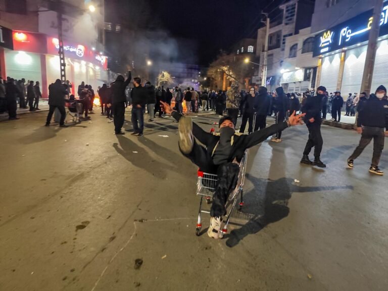 Oil prices increasing due to venezuela unrest