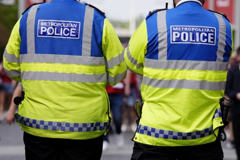 Met police officers declare Freemasons membership