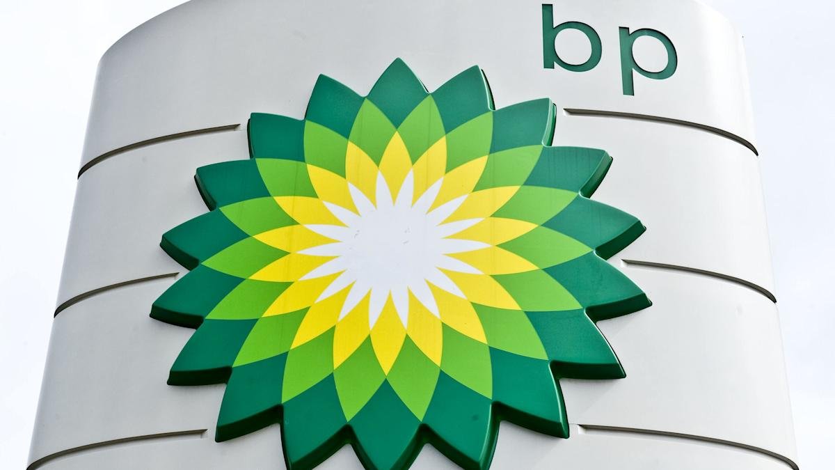 BP oil trading and financial reports